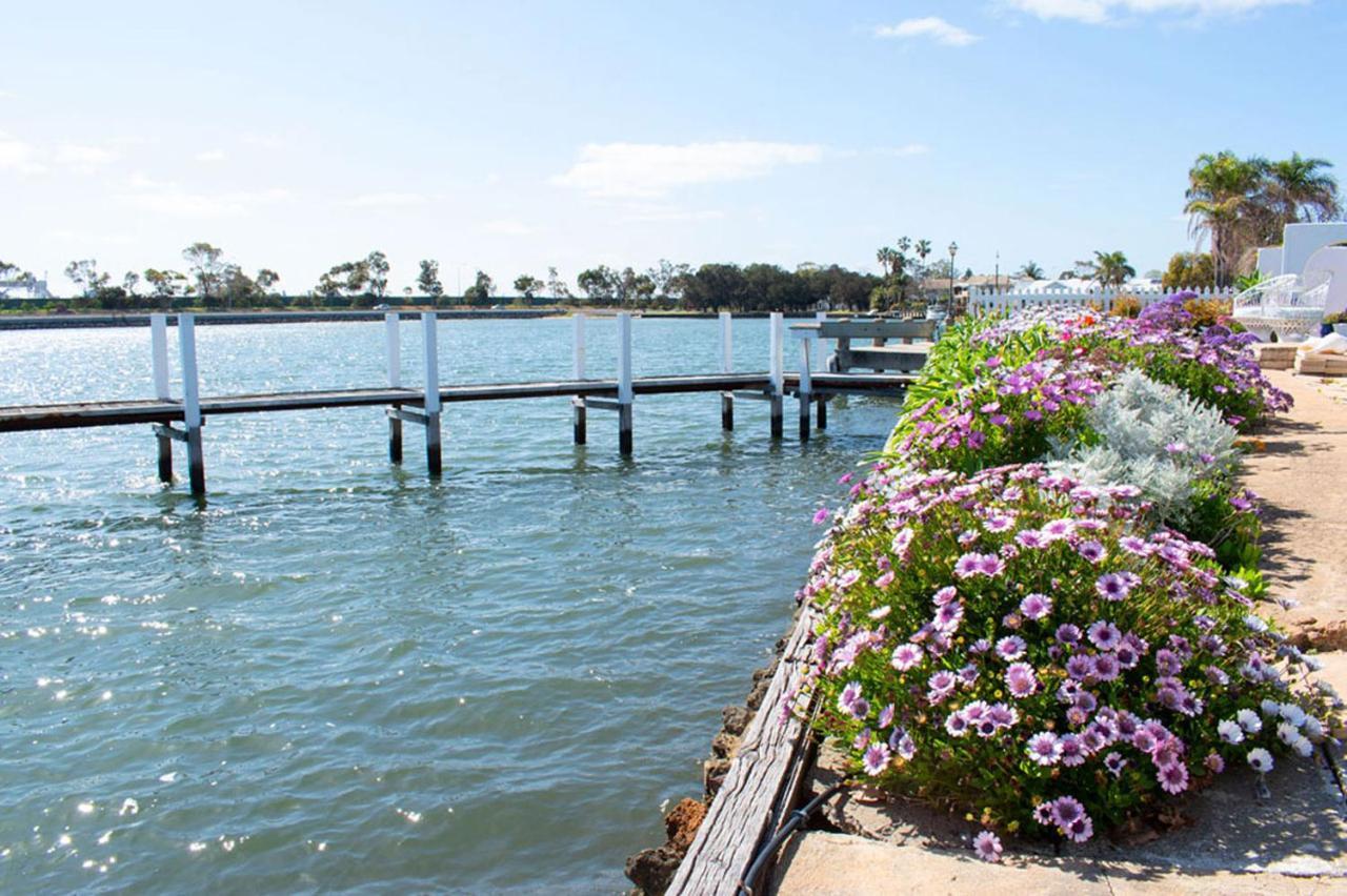 Boathouse Bunbury Bed & Breakfast Exterior foto